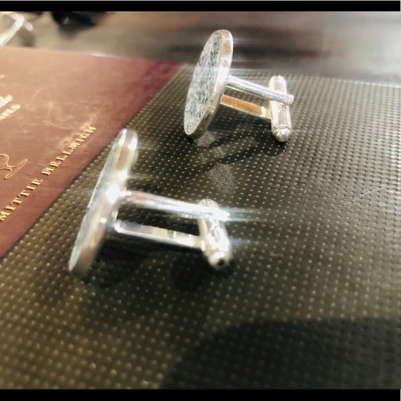 Custom Concrete hand painted cuff links - Picture 3 of 4